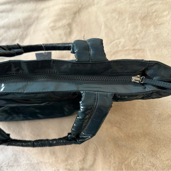 NWT Athleta All About Shine Puff Tote Bag Teal Cypress - Picture 8 of 13